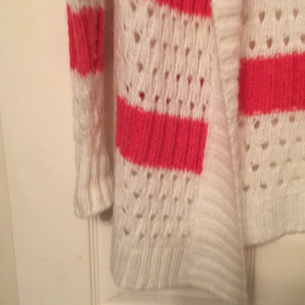 Sweater - Picture 2 of 6